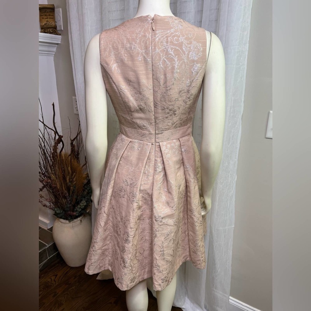 1-Eva Mendes Dusty Rose with silver metallic dress SZ. 2 - Picture 5 of 10